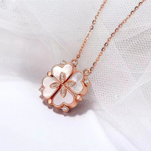 Clover Pendant Necklace ( U 1503880 Private Listing)